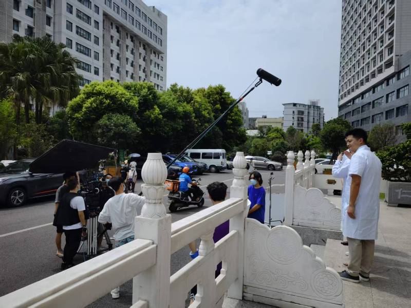 万安县广告片拍摄公司低成本实现高规格制作的诀窍
